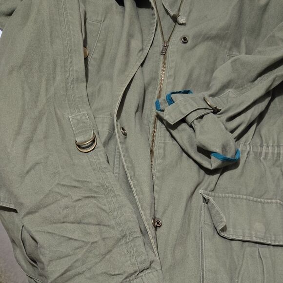 Willow and Clay Olive Green Military Style Utility Cargo Jacket with Hood - Picture 5 of 12